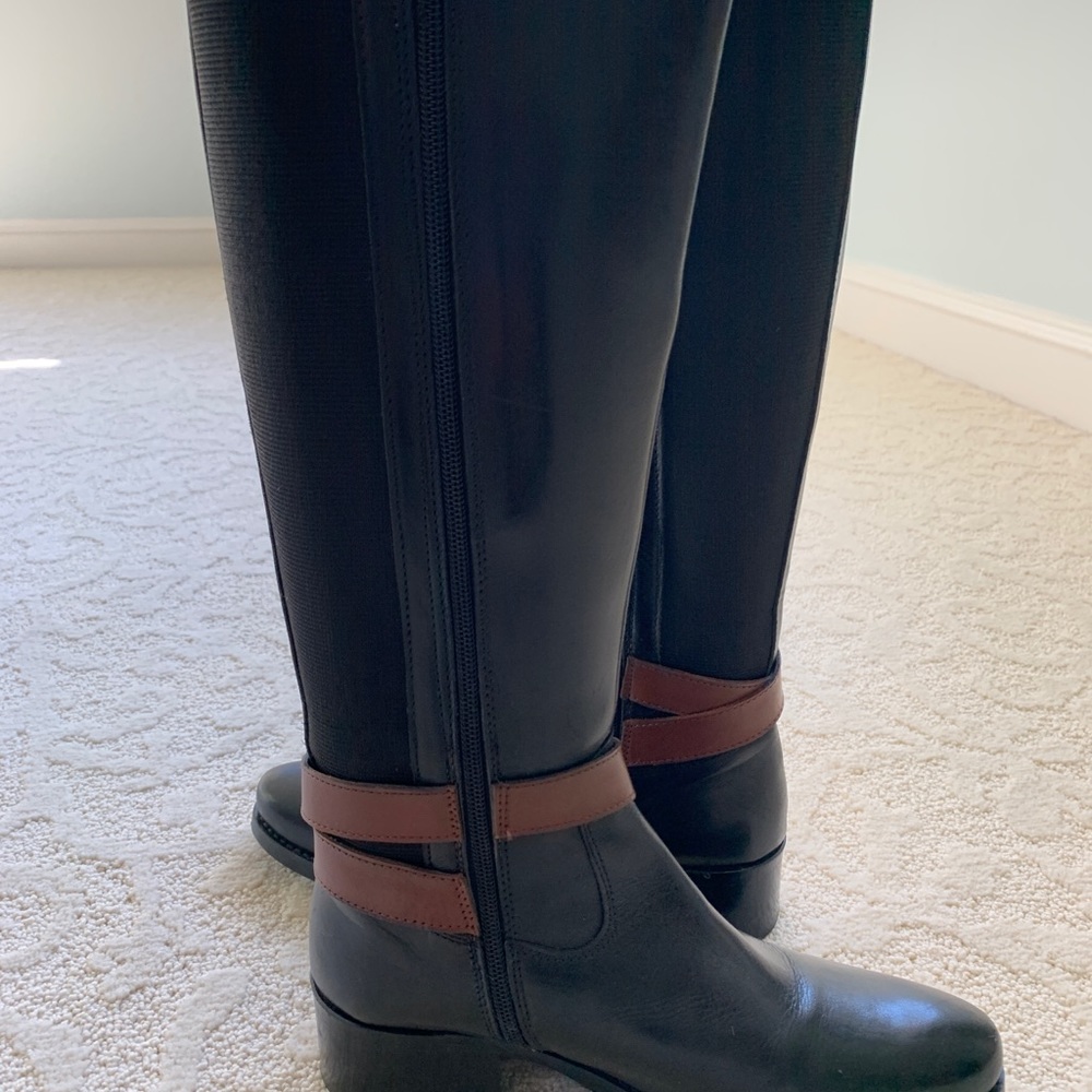 Sheridan boots never worn outside home - Picture 2 of 2